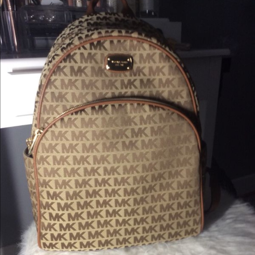 Brand new with tag Michael kors need gone ASAP